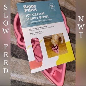 Slow feed dog bowl,NWT, ice cream shaped,plastic light pink colored.
